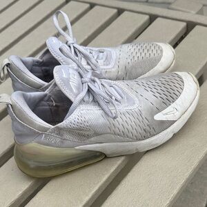 Nike Air Max 270 Lightweight Sneakers